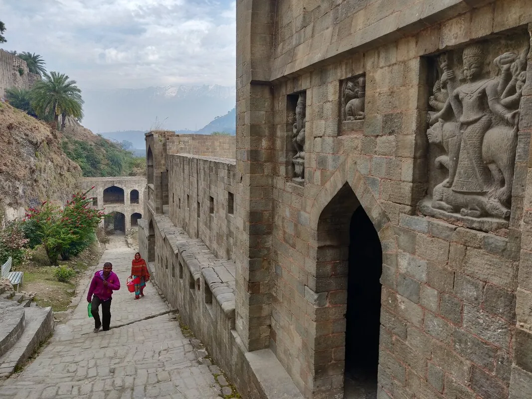 Himalayan Hiatus (2-Day) photo 5
